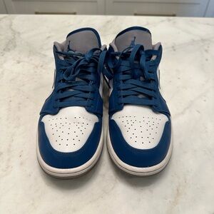 Air Jordan 1 Low True Blue - Size 10.5 (great condition)
